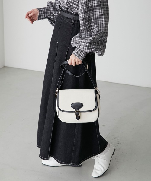 BONLECILL（ボンルシール）の「アソートポストマンショルダーバッグ（ショルダーバッグ・レディース・ブラウン/ブラック/アイボリー/ベージュ系1・FREE）」の21枚目の写真