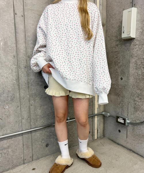 WC（ダブル シー）の「リトルフラワーパターンビッグスウェット（スウェット・レディース・パープル/ピンク・FREE）」の15枚目の写真