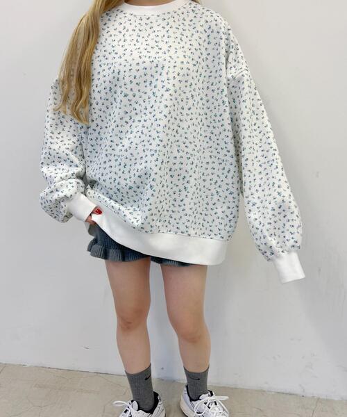 WC（ダブル シー）の「リトルフラワーパターンビッグスウェット（スウェット・レディース・パープル/ピンク・FREE）」の7枚目の写真