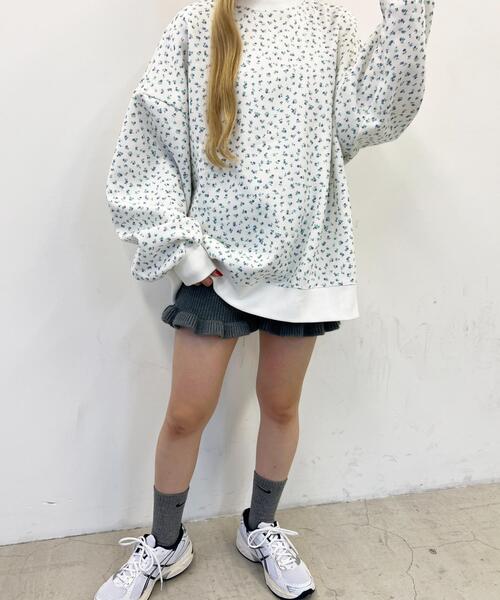 WC（ダブル シー）の「リトルフラワーパターンビッグスウェット（スウェット・レディース・パープル/ピンク・FREE）」の8枚目の写真