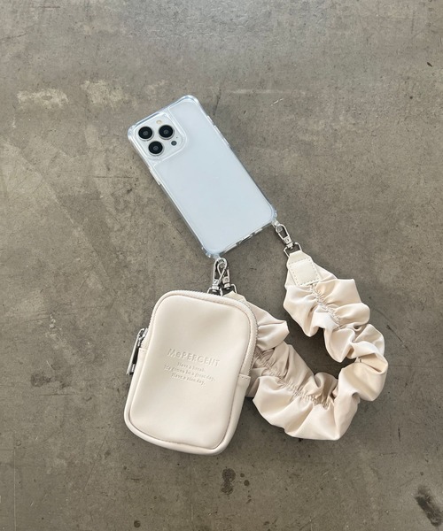 Me%(ミィパーセント)の「【ストラップシート付き】ナイロンシュシュハンドルストラップ 972393(スマホグッズ・レディース・アイボリー/ブラック/シルバー/グレー系その他・FREE)」の7枚目の写真