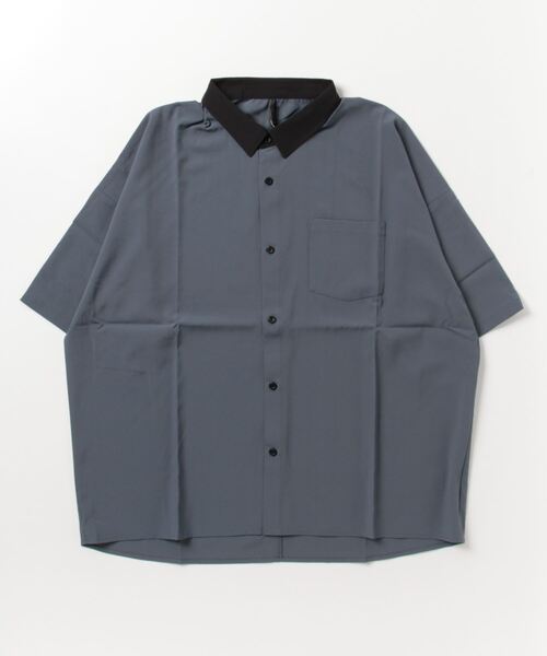 Mag.(マグ)の「【Ir】ポリストレッチクレリックシャツSS(シャツ/ブラウス・メンズ・チャコールグレー/グリーン/ホワイト・LARGE/MEDIUM)」の1枚目の写真