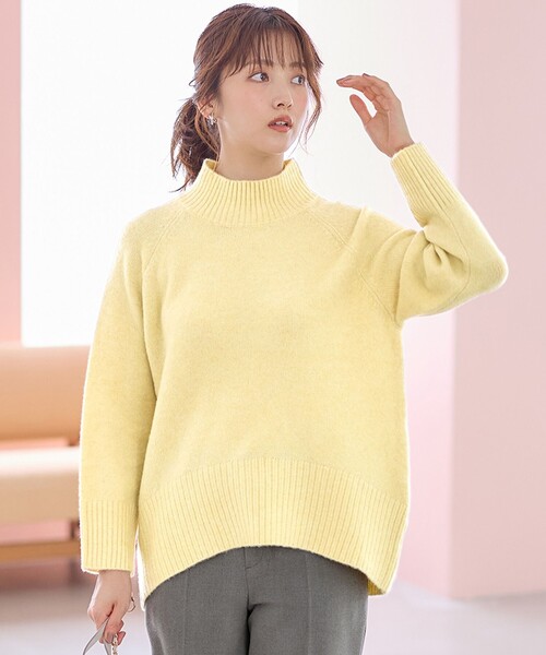ANY SIS(エニィスィス)の「【大人百花掲載 ヨンアさん着用】ハイネックバックポイント ニット(ニット/セーター・レディース・ライトグレー系/黄土色系/スカイブルー系/ライトイエロー系/ピンク系/アイボリー系・4)」の12枚目の写真