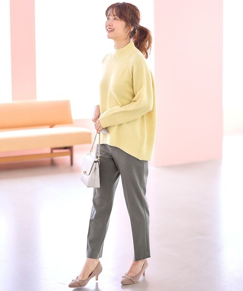 ANY SIS(エニィスィス)の「【大人百花掲載 ヨンアさん着用】ハイネックバックポイント ニット(ニット/セーター・レディース・ライトグレー系/黄土色系/スカイブルー系/ライトイエロー系/ピンク系/アイボリー系・4)」の13枚目の写真