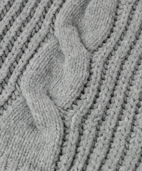 coen（コーエン）の「ボリュームケーブルマフラー（ストール/ショール・レディース・グレー/オフホワイト・FREE）」の9枚目の写真