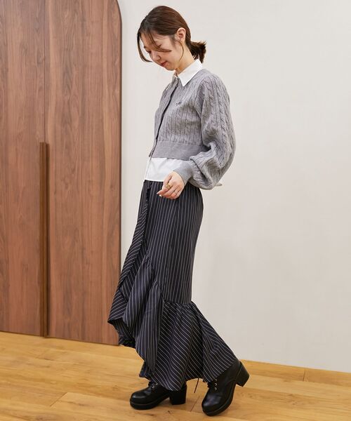 MAJESTIC LEGON(マジェスティックレゴン)の「アシメラッフルスカート(スカート・レディース・ブラック系その他/グレー系その他/ブルー系その他4・MEDIUM)」の12枚目の写真