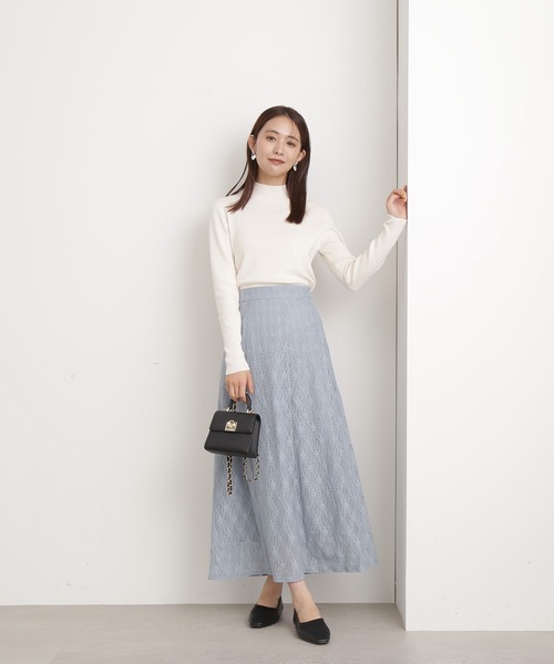 N.（N. Natural Beauty Basic）（エヌエヌナチュラルビューティーベーシック）の「◆総針ボトルネック長袖ニット（Tシャツ/カットソー・レディース・オフホワイト/グリーン/ブラック/パープル・MEDIUM）」の13枚目の写真