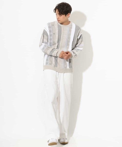 a.v.v（アーヴェヴェ）の「【洗濯機で洗える】3Dワイドシルエットニット（ニット/セーター・メンズ・ライトグレー/ブラック・48/46）」の3枚目の写真