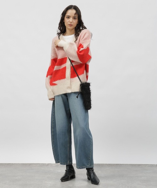 LAKOLE（ラコレ）の「7ゲージジャガードカーディガン / 997045（カーディガン/ボレロ・レディース・ブラウン系その他/パープル系その他/レッド系その他/ブルー系その他・MEDIUM/SMALL）」の21枚目の写真