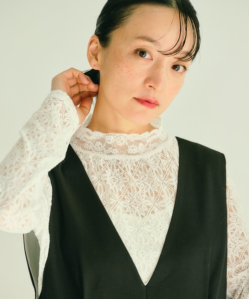 PUAL CE CIN(ピュアルセシン)の「ストレッチレースハイネックプルオーバー(Tシャツ/カットソー・レディース・ブラック/オフホワイト・FREE)」の3枚目の写真
