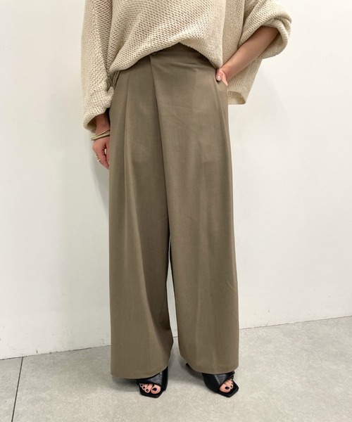 Omekashi（オメカシ）の「ワイドラップパンツ（スラックス・レディース・ベージュ/モカ/ブラック/オフホワイト/グレー/グレー系その他・38/36/34）」の20枚目の写真