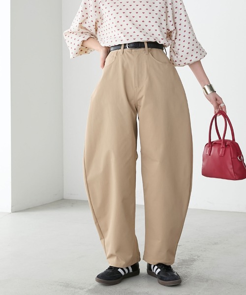 BONLECILL（ボンルシール）の「ハイウエストカーヴィーチノパンツ（チノパンツ・レディース・ブラック/アイボリー/ネイビー/ベージュ・L/M/S）」の22枚目の写真