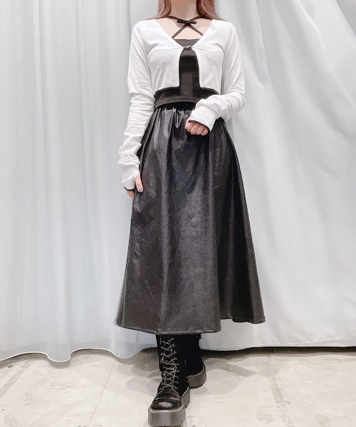 lilLilly(リルリリー)の「メタリックボリュームスカート(スカート・レディース・ブラック/ピンク/シルバー・ONE SIZE)」の4枚目の写真
