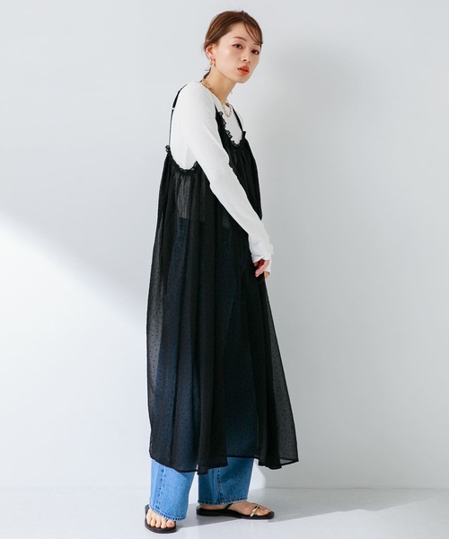 URBAN RESEARCH Sonny Label（アーバンリサーチサニーレーベル）の「フロッキードットキャミワンピース（ワンピース・レディース・ブラック/キャメル・FREE）」の5枚目の写真