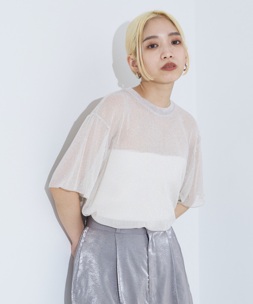 NOMINE（ノミネ）の「チュールTシャツ（Tシャツ/カットソー・レディース・ブルー系その他/アイボリー/ブラック系その他2/ブラック系その他・フリー）」の2枚目の写真