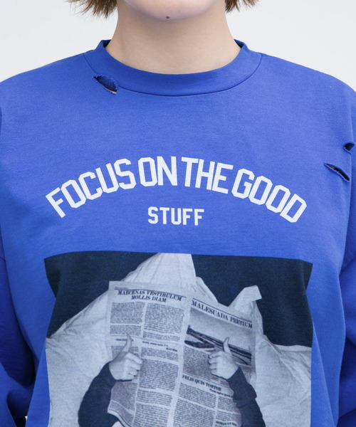 KBF（ケイビーエフ）の「リメイクライククロップドTEE（Tシャツ/カットソー・レディース・チャコールグレー/ブルー/オフホワイト・ONE）」の12枚目の写真