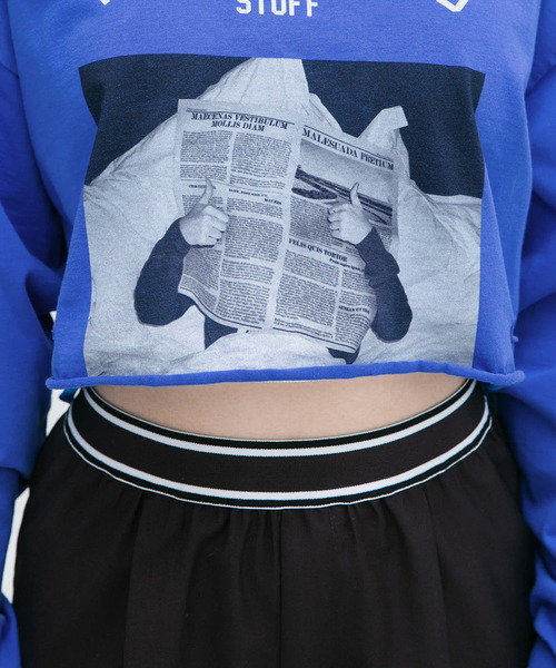 KBF（ケイビーエフ）の「リメイクライククロップドTEE（Tシャツ/カットソー・レディース・チャコールグレー/ブルー/オフホワイト・ONE）」の14枚目の写真