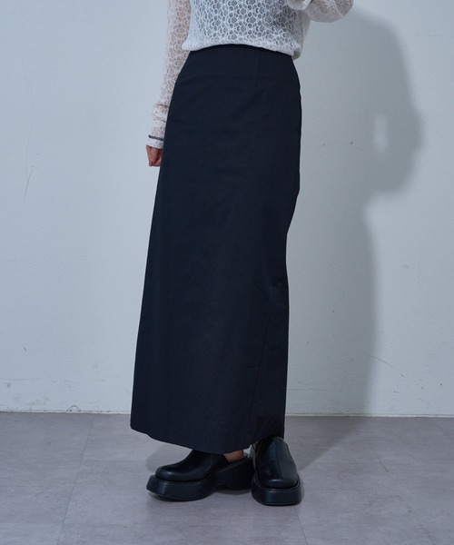 COLONY 2139（コロニートゥーワンスリーナイン）の「カラードIラインスカート（スカート・レディース・ピンク/オフホワイト/ブラック/サックスブルー・SMALL/MEDIUM）」の14枚目の写真