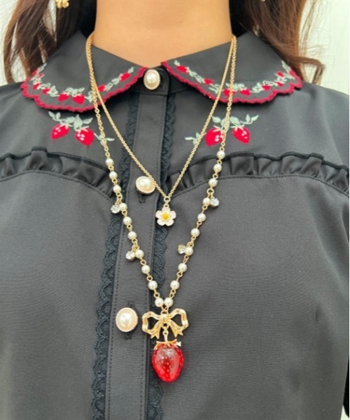 axes femme POETIQUE（アクシーズファムポエティック）の「ストロベリーネックレス（ネックレス・レディース・ゴールド/シルバー・FREE）」の2枚目の写真