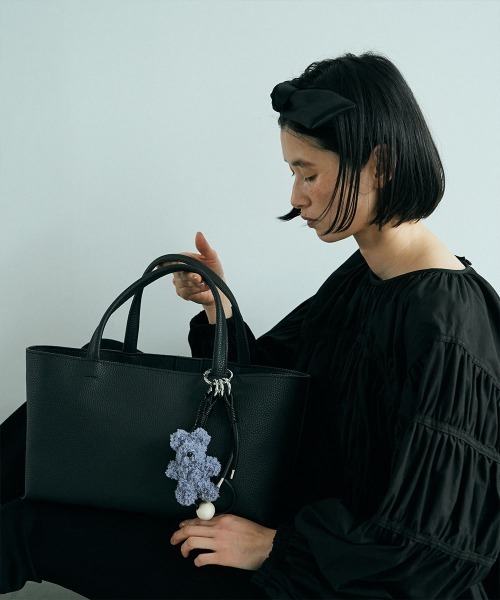 marjour（マージュール）の「[HANDMADE]KUMA CHARM（キーホルダー・レディース・ブルーグレー/ブラウン/ブラック・FREE）」の6枚目の写真