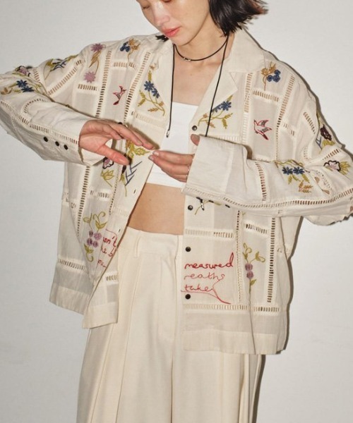 2025年新作 TODAYFUL（トゥデイフル）の「TODAYFUL Embroidery Patchwork パンツ