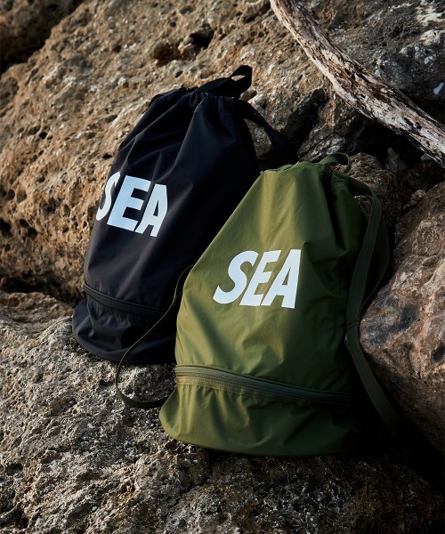 Smoothy（スムージー）の「SMOOTHY ×WDS_POOL BAG / スムージー プールバッグ（バックパック/リュック・キッズ・カーキ/パープル/ブラック/サックスブルー・FREE）」の5枚目の写真