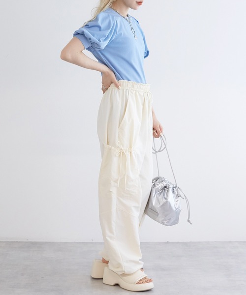 w closet(ダブルクローゼット)の「リボンポケットカーゴパンツ(カーゴパンツ・レディース・ピンク/アイボリー/ブラック・FREE)」の10枚目の写真