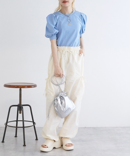 w closet(ダブルクローゼット)の「リボンポケットカーゴパンツ(カーゴパンツ・レディース・ピンク/アイボリー/ブラック・FREE)」の14枚目の写真