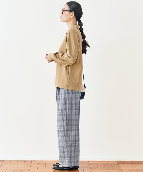 and myera(アンド マイラ)の「and myera 長袖ポロTトップス(ポロシャツ・レディース・ベージュ/ネイビー/アイボリー・X-LARGE/LARGE/MEDIUM/SMALL)」の14枚目の写真