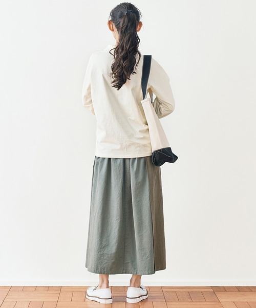 and myera(アンド マイラ)の「and myera 長袖ポロTトップス(ポロシャツ・レディース・ベージュ/ネイビー/アイボリー・X-LARGE/LARGE/MEDIUM/SMALL)」の7枚目の写真