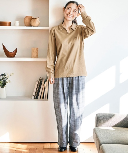 and myera(アンド マイラ)の「and myera 長袖ポロTトップス(ポロシャツ・レディース・ベージュ/ネイビー/アイボリー・X-LARGE/LARGE/MEDIUM/SMALL)」の12枚目の写真