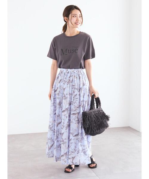 Te chichi（テチチ）の「ボタニカルプリントタックスカート（スカート