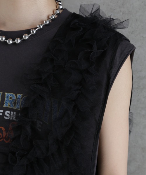 CHIGNON(シニヨン)の「(CHIGNON)フリルチュールベスト(ベスト・レディース・カーキ/ブラック・FREE)」の13枚目の写真