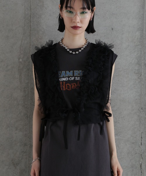 CHIGNON（シニヨン）の「(CHIGNON)フリルチュールベスト（ベスト