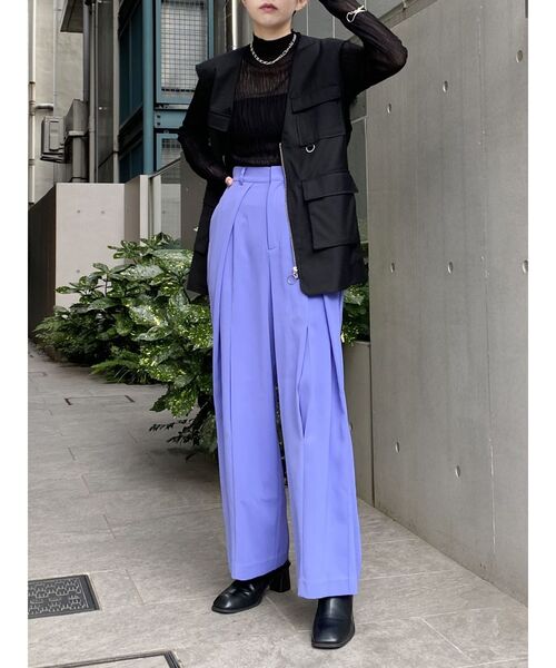 MURUA（ムルーア）の「フロントオープンワイドパンツ（その他パンツ・レディース・パープル/ブラック・1/2）」の6枚目の写真