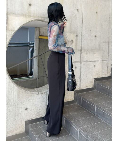 MURUA（ムルーア）の「フロントオープンワイドパンツ（その他パンツ・レディース・パープル/ブラック・1/2）」の15枚目の写真