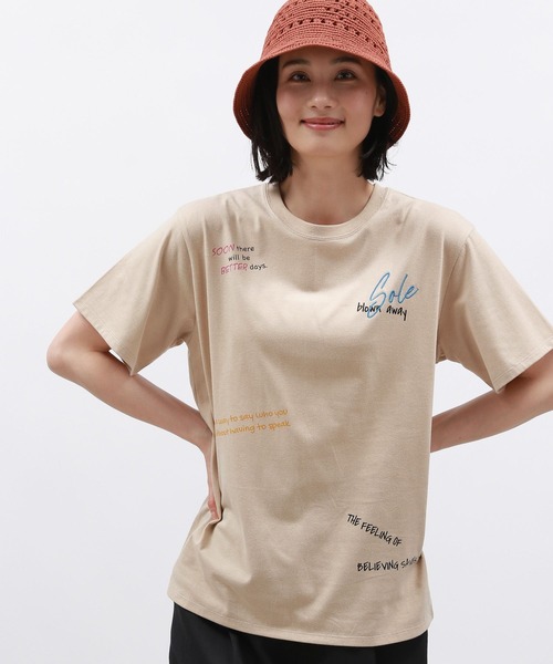 LAKOLE（ラコレ）の「ラフタッチランダムロゴT / 136061（Tシャツ/カットソー・レディース・ベージュ/チャコール/オフホワイト・SMALL/MEDIUM）」の3枚目の写真