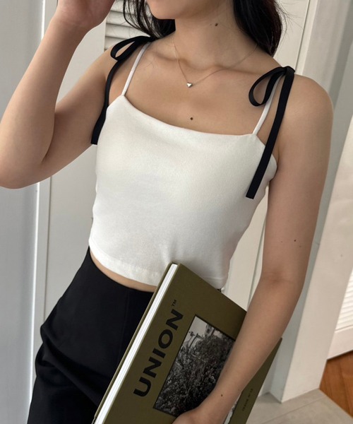 one after another NICE CLAUP(ワンアフターアナザーナイスクラップ)の「リボン取り外し可能/カップ付きキャミ(キャミソール・レディース・オフホワイト/チャコールグレー/サックスブルー/ベージュ・SMALL/MEDIUM)」の2枚目の写真