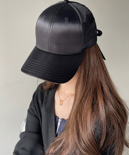 バックリボンサテンオーバーフィットベースボールキャップ