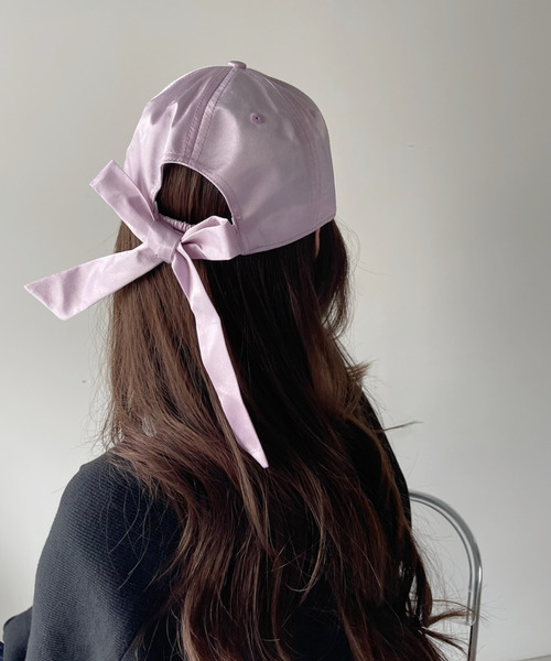 バックリボンサテンオーバーフィットベースボールキャップ