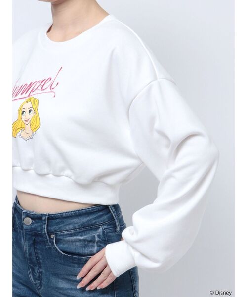 RESEXXY（リゼクシー）の「【ディズニーコレクション】クロップドルーズスウェット（スウェット・レディース・ホワイト/ラベンダー・FREE）」の15枚目の写真