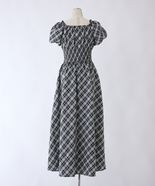 one after another NICE CLAUP（ワンアフターアナザーナイスクラップ）の「【新色追加】スタイルアップシャーリングワンピース（ワンピース・レディース・レッド/アイボリー/ブラック系その他/ブラウン系その他・SMALL/MEDIUM）」の17枚目の写真