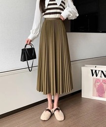 プリーツロングスカート