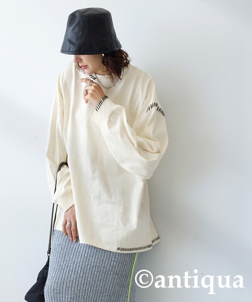 antiqua(アンティカ)の「ハンドステッチデザインロンT(Tシャツ/カットソー・レディース・スミクロ/ブルー/アイボリー・R/P)」の7枚目の写真