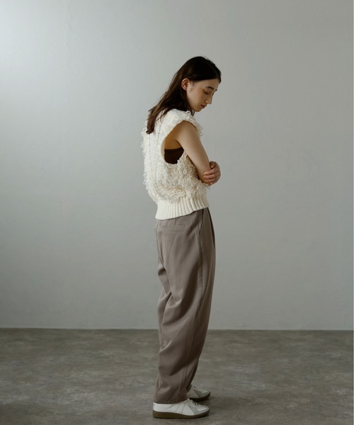 MINERTE（ミネルテ）の「【MINERTE】fringe bulky knit vest / フリンジバルキーニットベスト（ベスト・レディース・ブラック/アイボリー/グレー・FREE）」の22枚目の写真