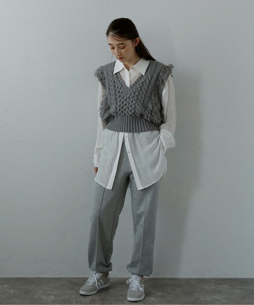 MINERTE（ミネルテ）の「【MINERTE】fringe bulky knit vest / フリンジバルキーニットベスト（ベスト・レディース・ブラック/アイボリー/グレー・FREE）」の5枚目の写真