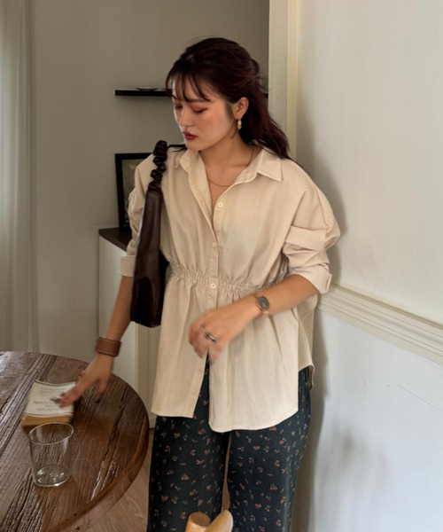 efill（エフィル）の「ウエストマーク ブラウス シャツ（シャツ/ブラウス・レディース・ベージュ・FREE）」の17枚目の写真