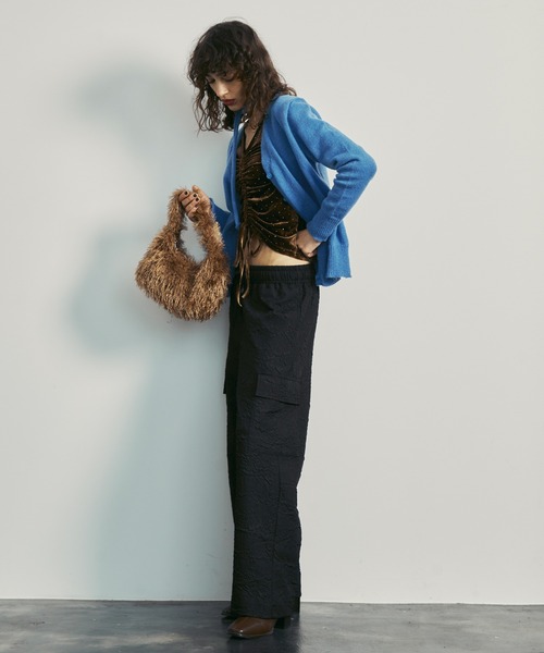 uyu.(ウユ)の「Front Gathered Rhinestone Velour Tops / フロントギャザーラインストーンベロアトップス【uyu./ウユ】(Tシャツ/カットソー・レディース・レッド/ブラウン/ブラック・FREE)」の19枚目の写真