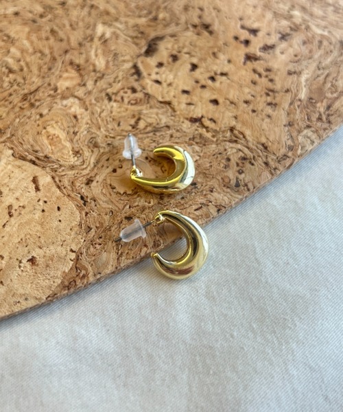 ciite'(シーテ)の「変形ぷっくり ミニフープピアス (両耳用)(ピアス(両耳用)・レディース・シルバー/ゴールド・FREE)」の14枚目の写真