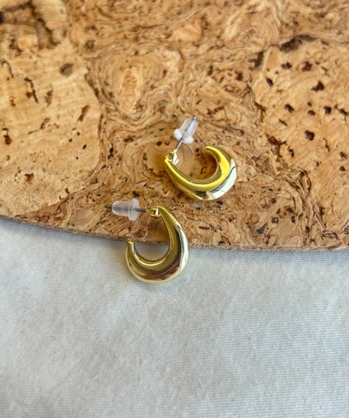 ciite'(シーテ)の「変形ぷっくり ミニフープピアス (両耳用)(ピアス(両耳用)・レディース・シルバー/ゴールド・FREE)」の15枚目の写真